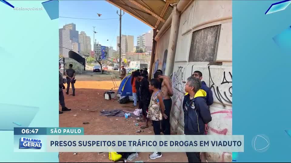 Polícia descobre ponto de tráfico sob viaduto Santa Efigênia, no centro de São Paulo