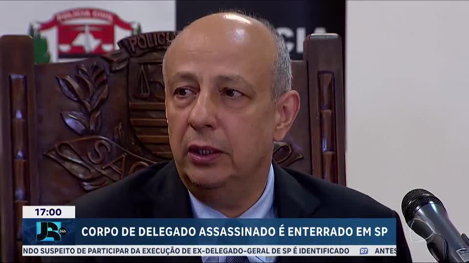 Delegado executado em emboscada na Baixada Santista é enterrado em São Paulo