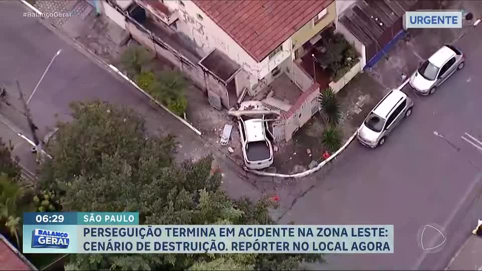 Perseguição policial termina em acidente e muro destruído na zona leste de São Paulo