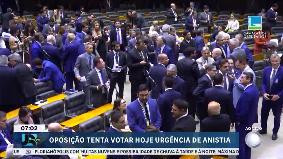 Oposição tenta votar urgência para projeto de anistia nesta quarta-feira (17)