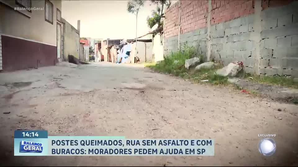 Balança Povão: Moradores de Brasilândia reclamam de ruas sem asfalto e falta de iluminação