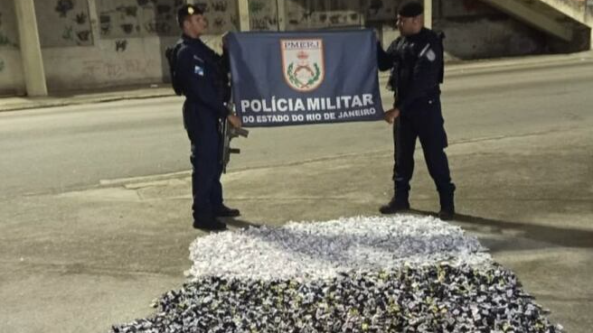Mulher de 60 anos é presa com 150 quilos de cocaína no Rio