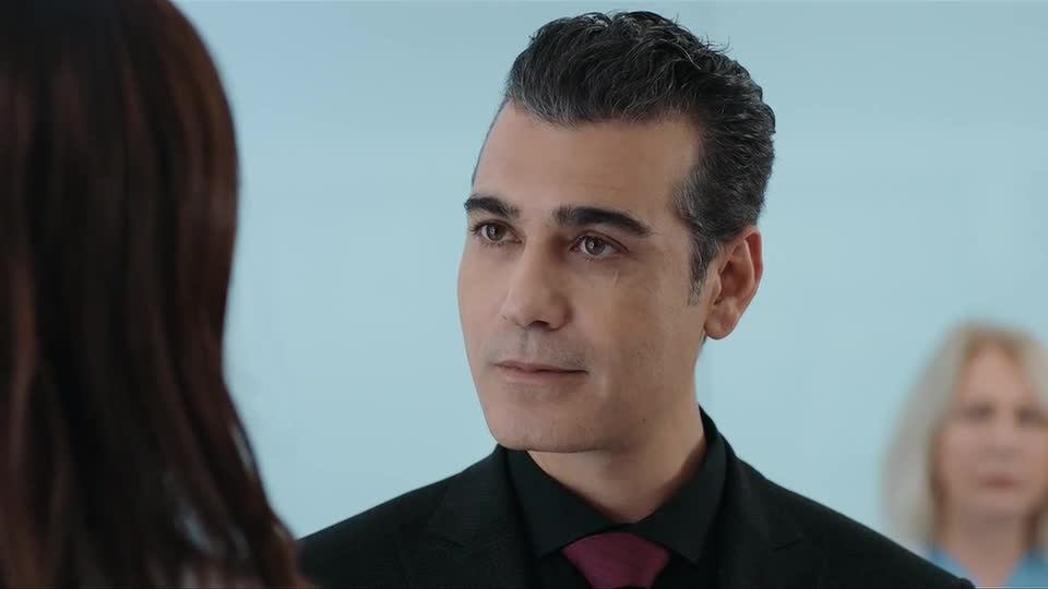 Volkan começa a colocar em prática sua vingança contra Asya | Iludida