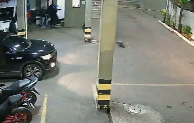 Criminosos armados buscam homem que trocou de facção em hospital no Rio