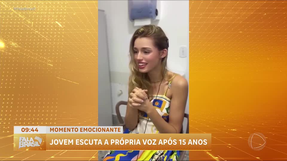 Jovem recupera audição após 15 anos e viraliza nas redes sociais