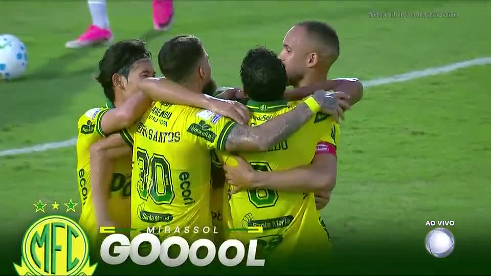 Gol do Mirassol! Eduardo leva 'lei do ex' ao limite e marca outro no Botafogo