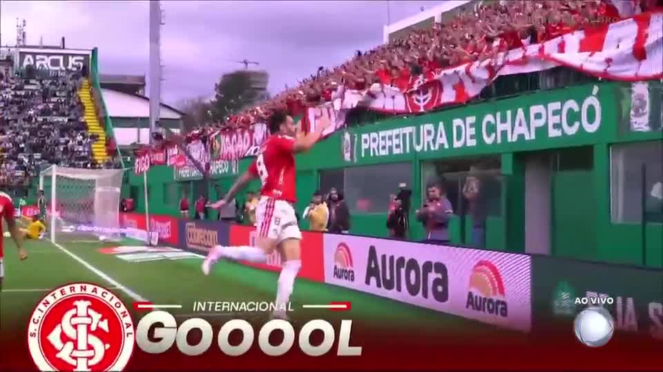 'Bomba' de Bruno Henrique e lei do ex: veja os gols mais bonitos do Brasileirão em setembro