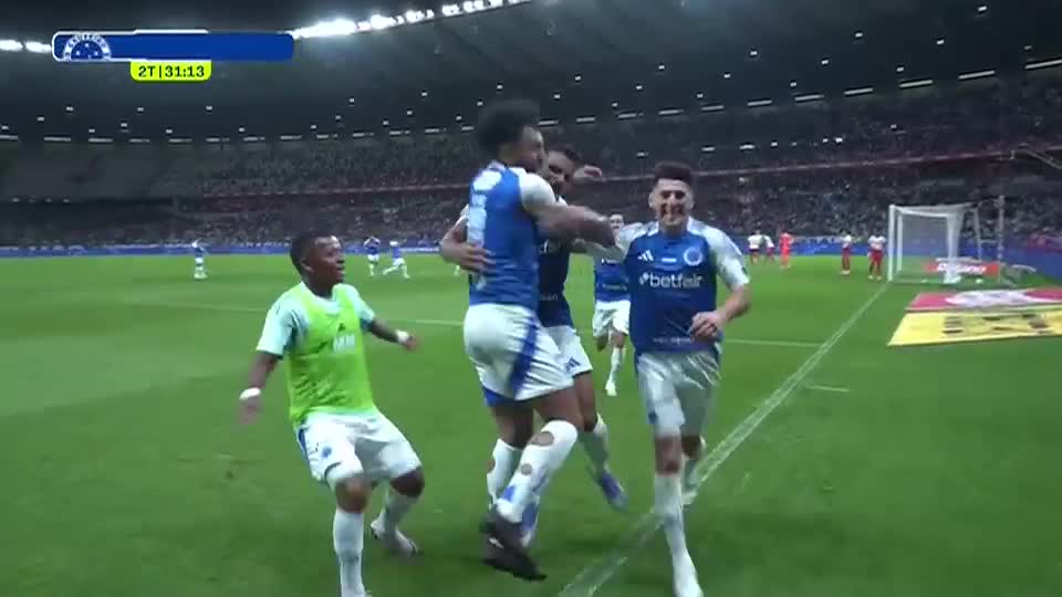 Melhores Momentos: Cruzeiro bate o Red Bull Bragantino de virada em noite de golaços