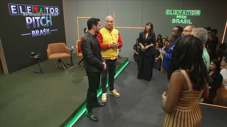 Finalistas do 'Elevator Pitch Brasil' ganham R$ 250 mil em mentorias com titãs