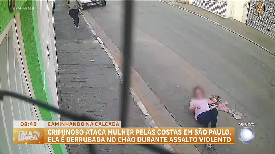 Vídeo: mulher é jogada no chão durante assalto em São Paulo