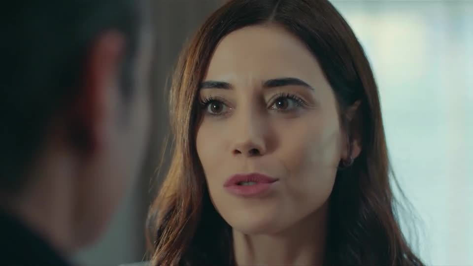 Asya assume o controle da situação | Iludida