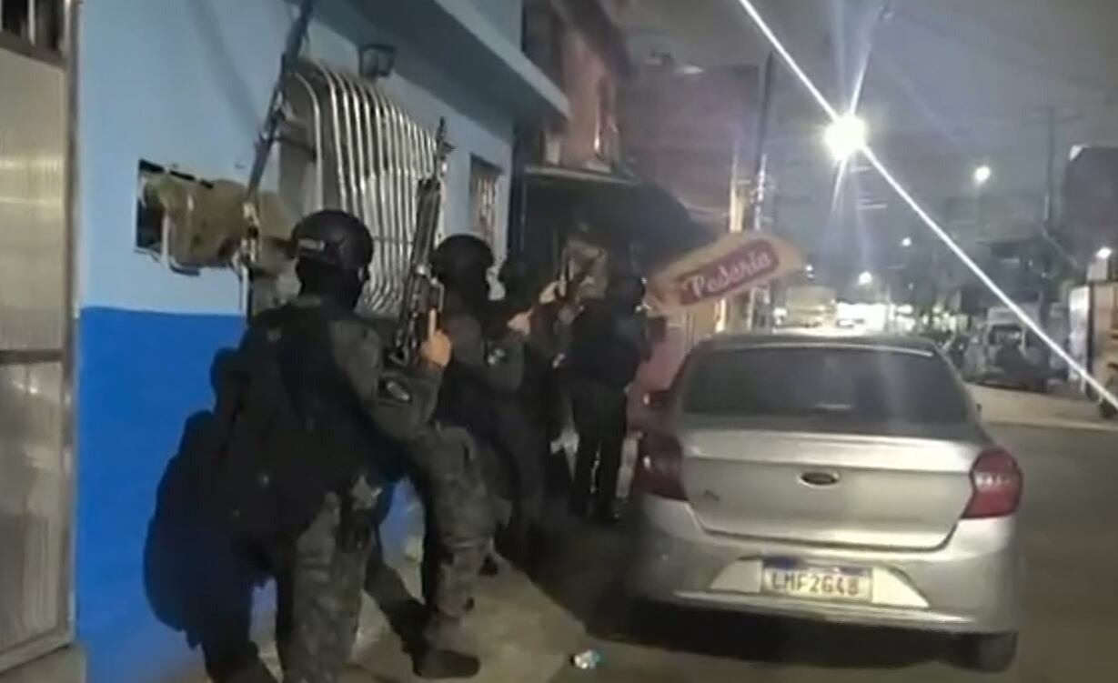 Três traficantes morreram durante confronto com PMs no Complexo da Maré, no Rio
