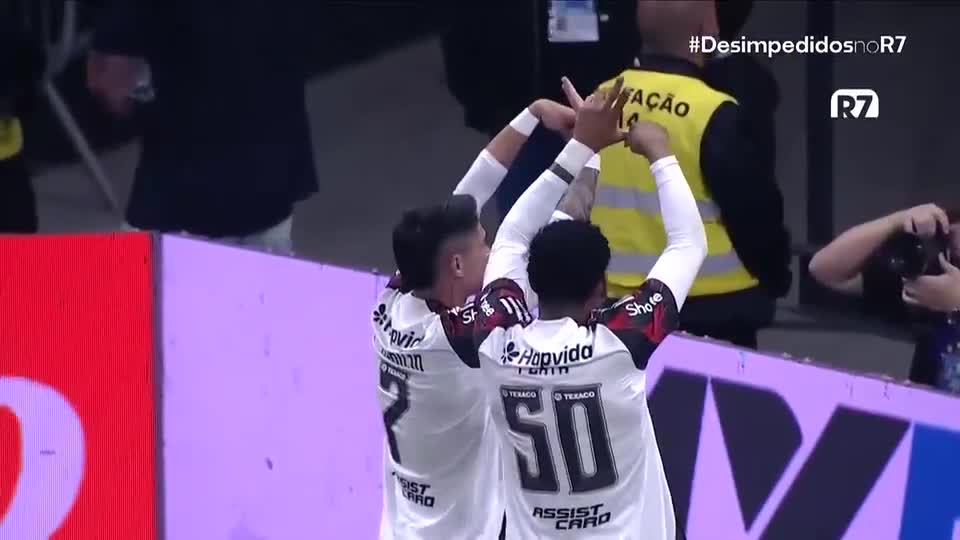 Assista à íntegra de Corinthians 1 x 2 Flamengo com R7 e Desimpedidos