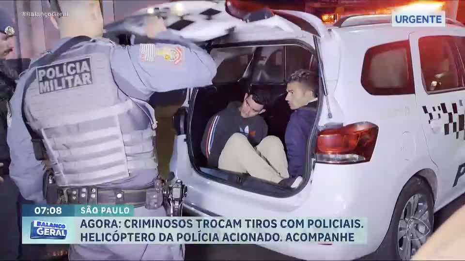 Criminosos assaltam farmácia e trocam tiros com a polícia na zona norte de São Paulo