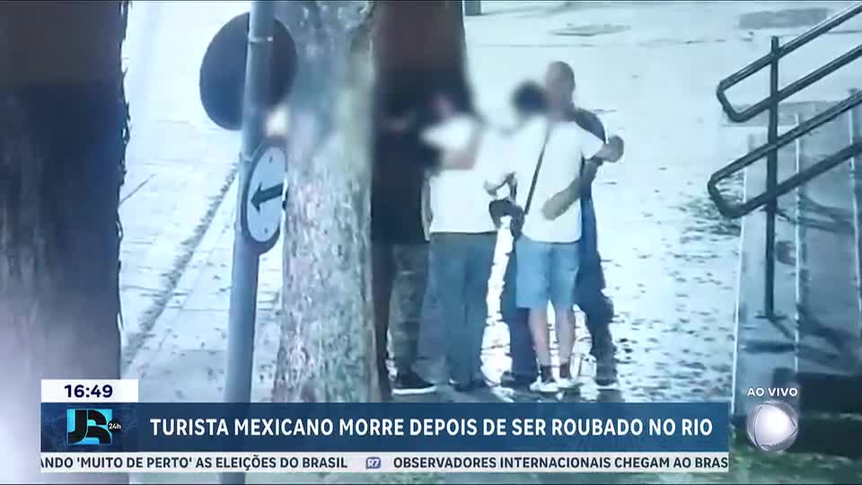 Turista mexicano morre ao cair de capô de carro durante tentativa de impedir fuga de ladrões no Rio