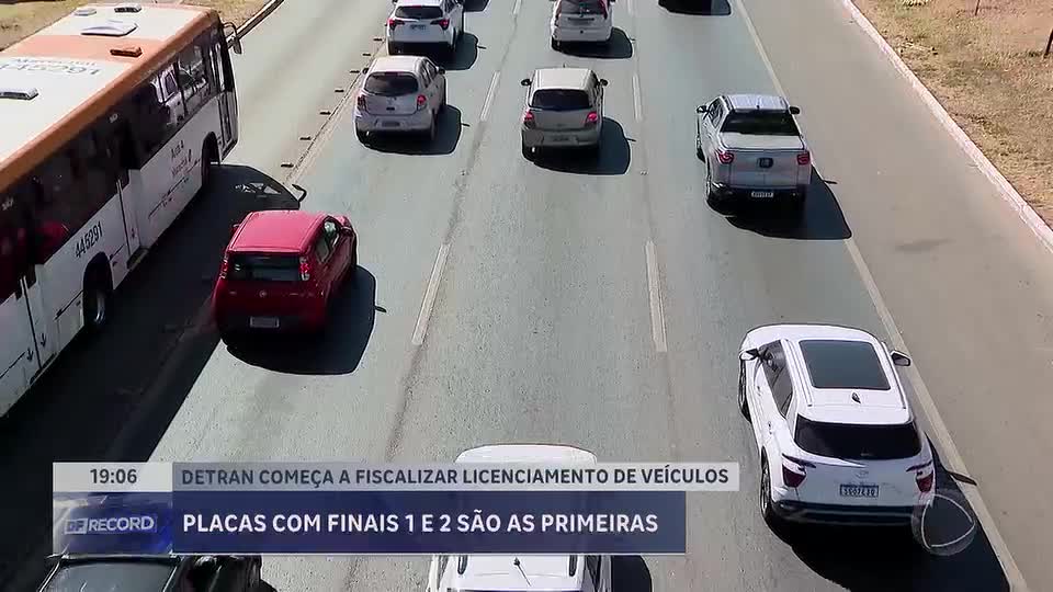 Detran começa fiscalização de veículos com placas terminadas em 1 e 2