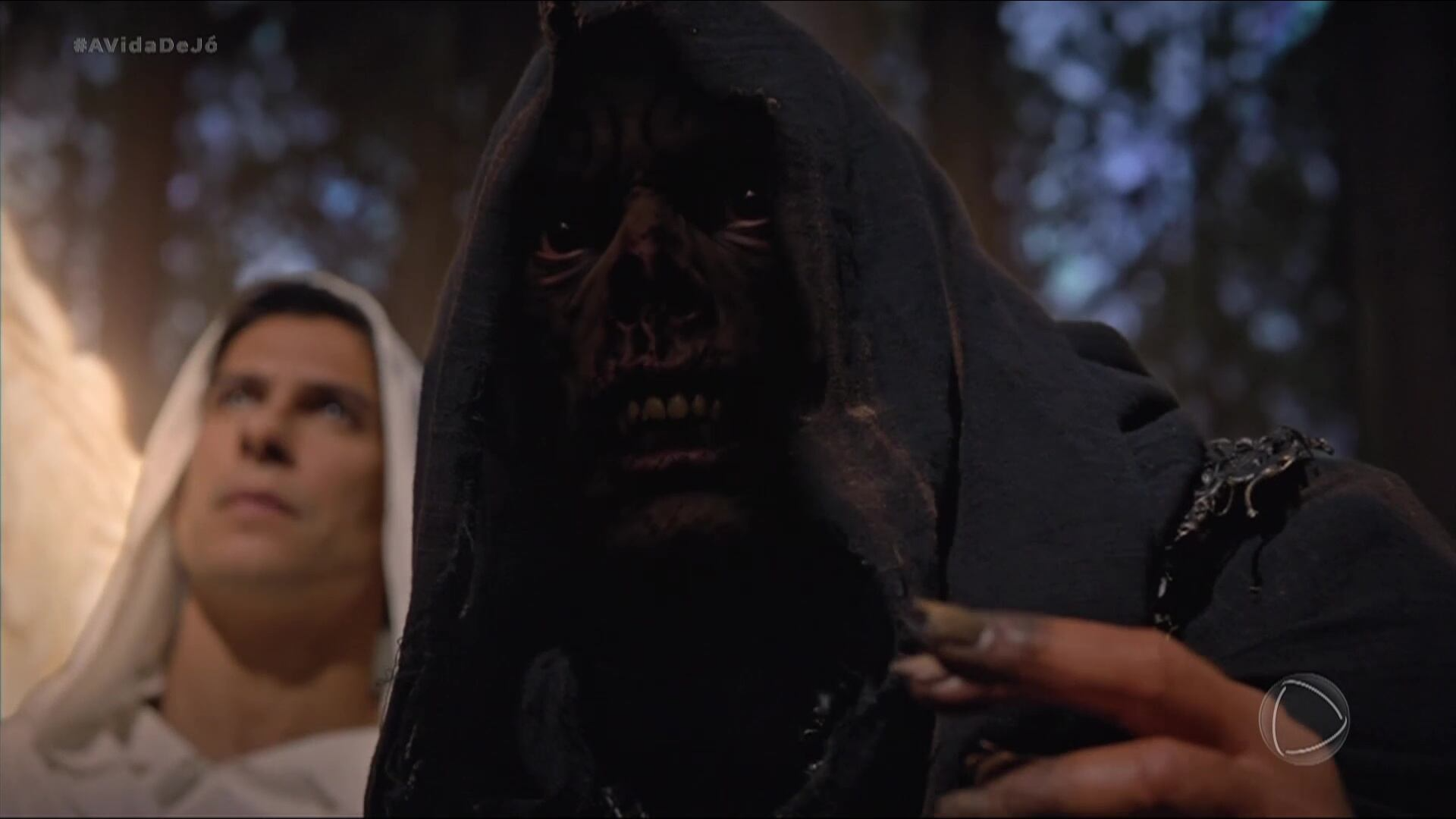 Lúcifer pede para debilitar a saúde de Jó | A Vida de Jó