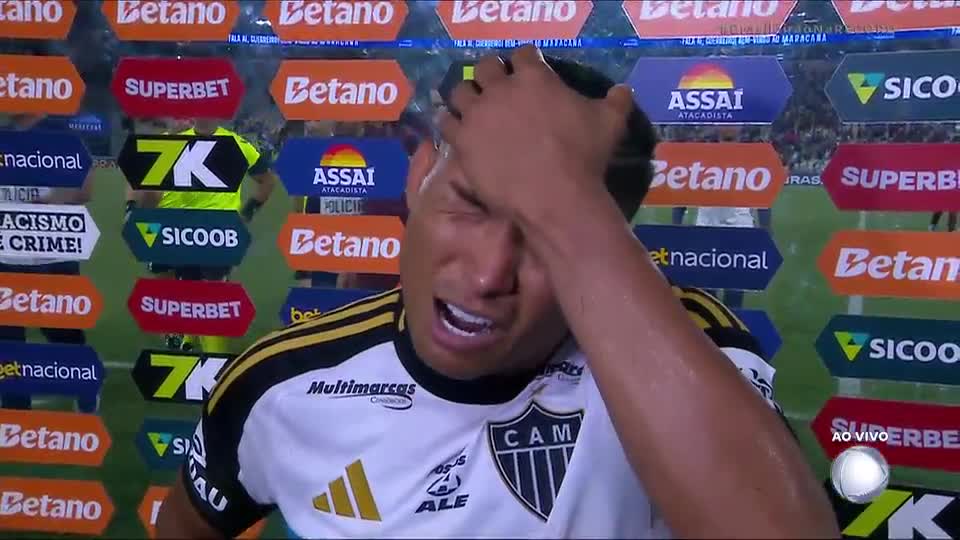 Rony diz que faltou 'ousadia' ao Atlético-MG em goleada sofrida contra o Fluminense
