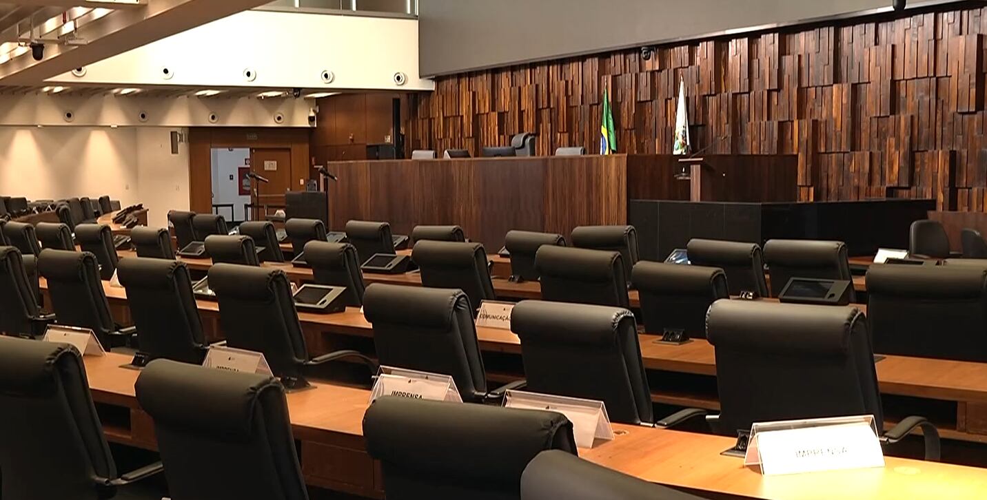 Dos 60 deputados que tentaram a reeleição na Alerj, 17 ficam fora da próxima legislatura