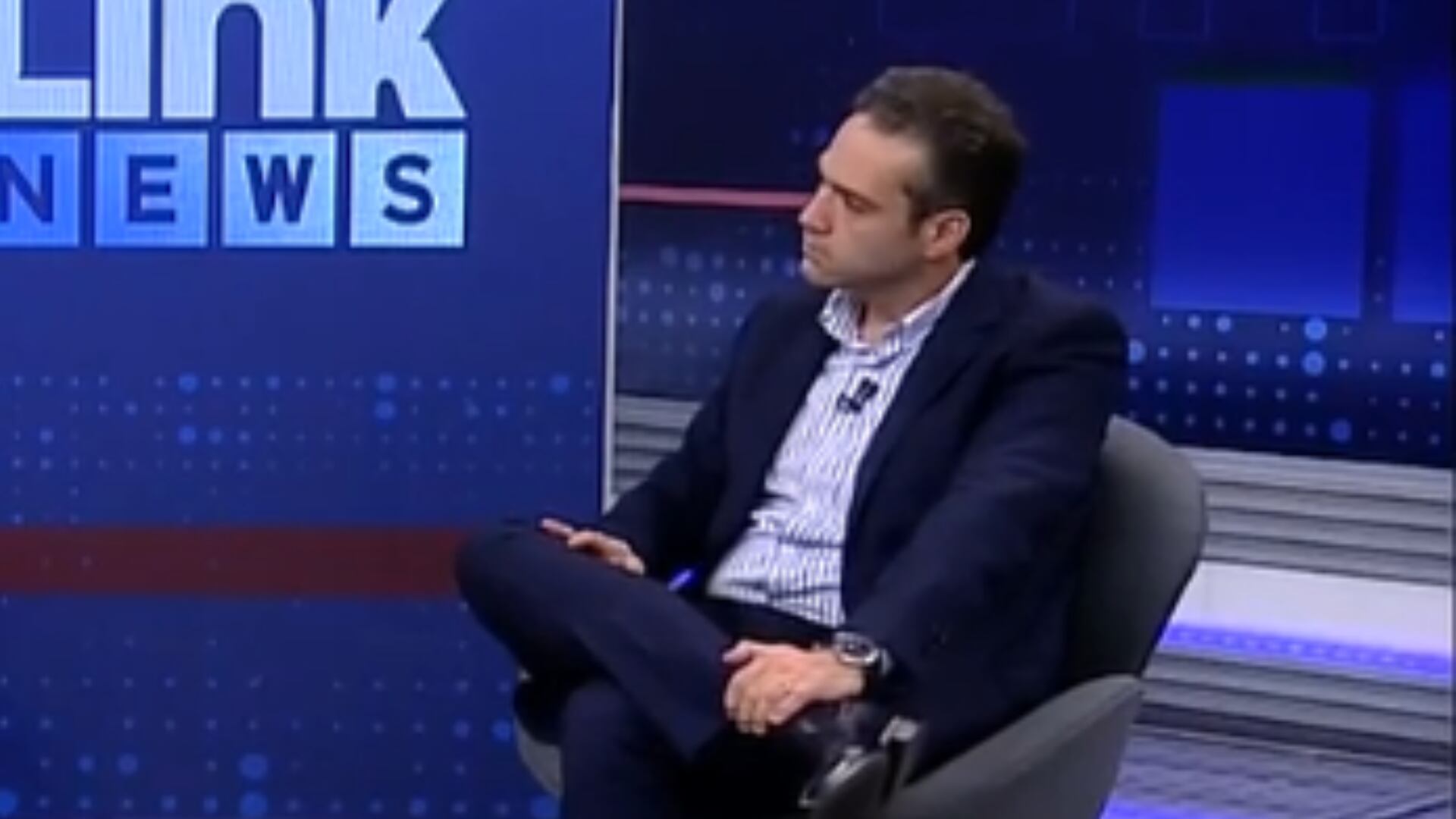 Congresso de direita é ‘mar de rosas’ para Flávio Bolsonaro e pressiona o STF, aponta especialista