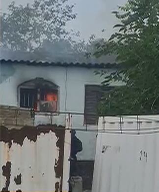 Investigação sobre desaparecimento de menina ganha novo capítulo após incêndio provocado pela mãe