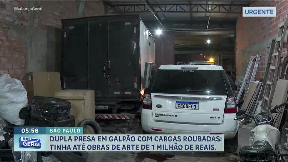 Dupla é presa em galpão com carros roubados e obras de arte avaliadas em mais de R$ 1 milhão