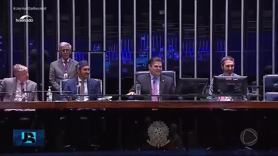 Senado conclui terceiro dia de debate sobre fim da escala 6 por 1