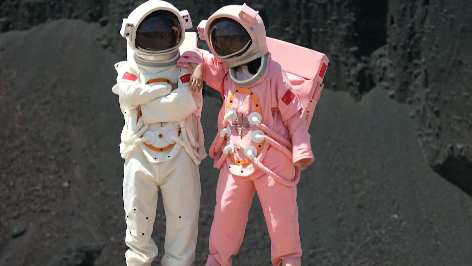 Corrida espacial vira fenômeno popular na China e no Japão