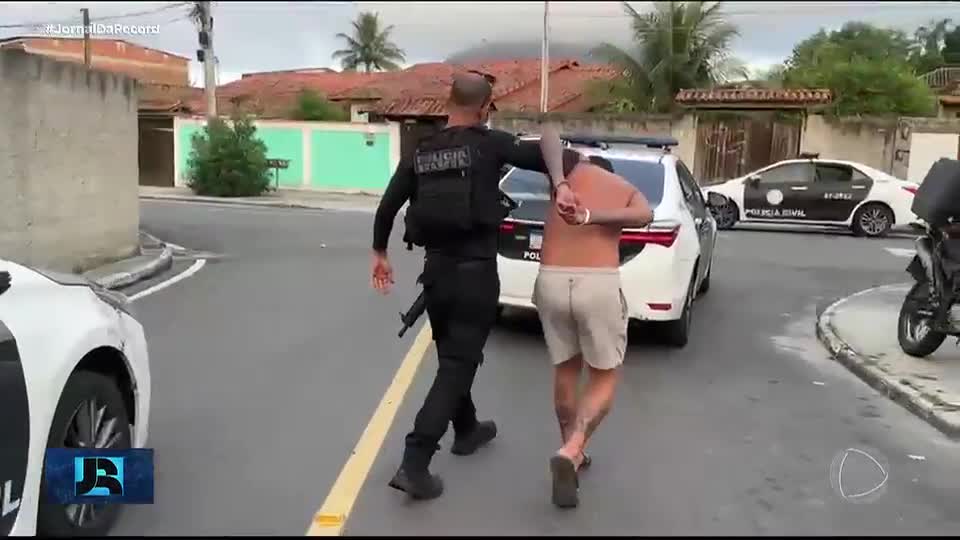 Operação no RJ mira policiais acusados de repassar informações ao CV