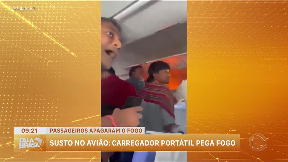 Carregador portátil pega fogo em avião na Índia
