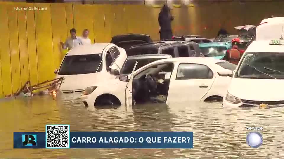 SP: Prefeitura diz que bombas para retirar água do túnel do Anhangabaú funcionaram durante temporal