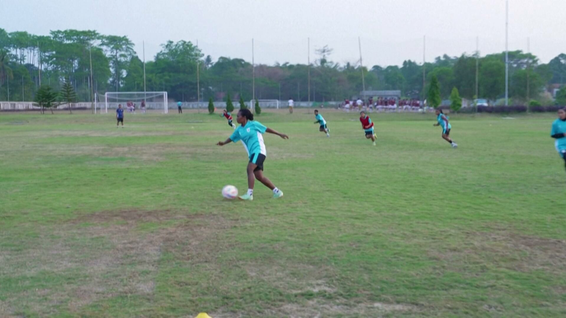 Campeonato nacional marca fim da pausa no futebol feminino da Indonésia