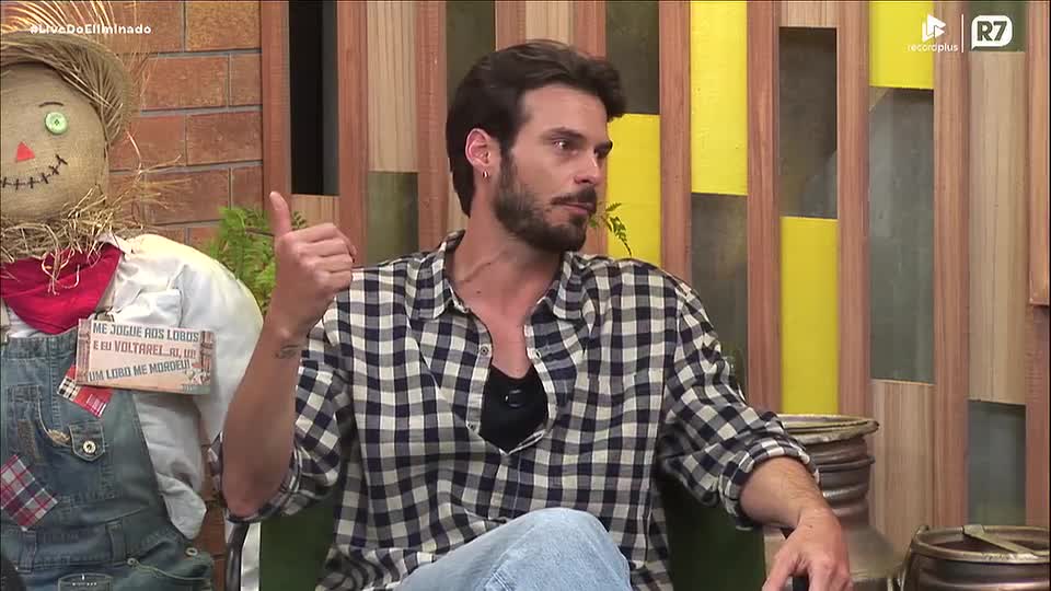 Alcateia soberba? Igor explica dinâmica do grupo em A Fazenda 18 | Live do Eliminado