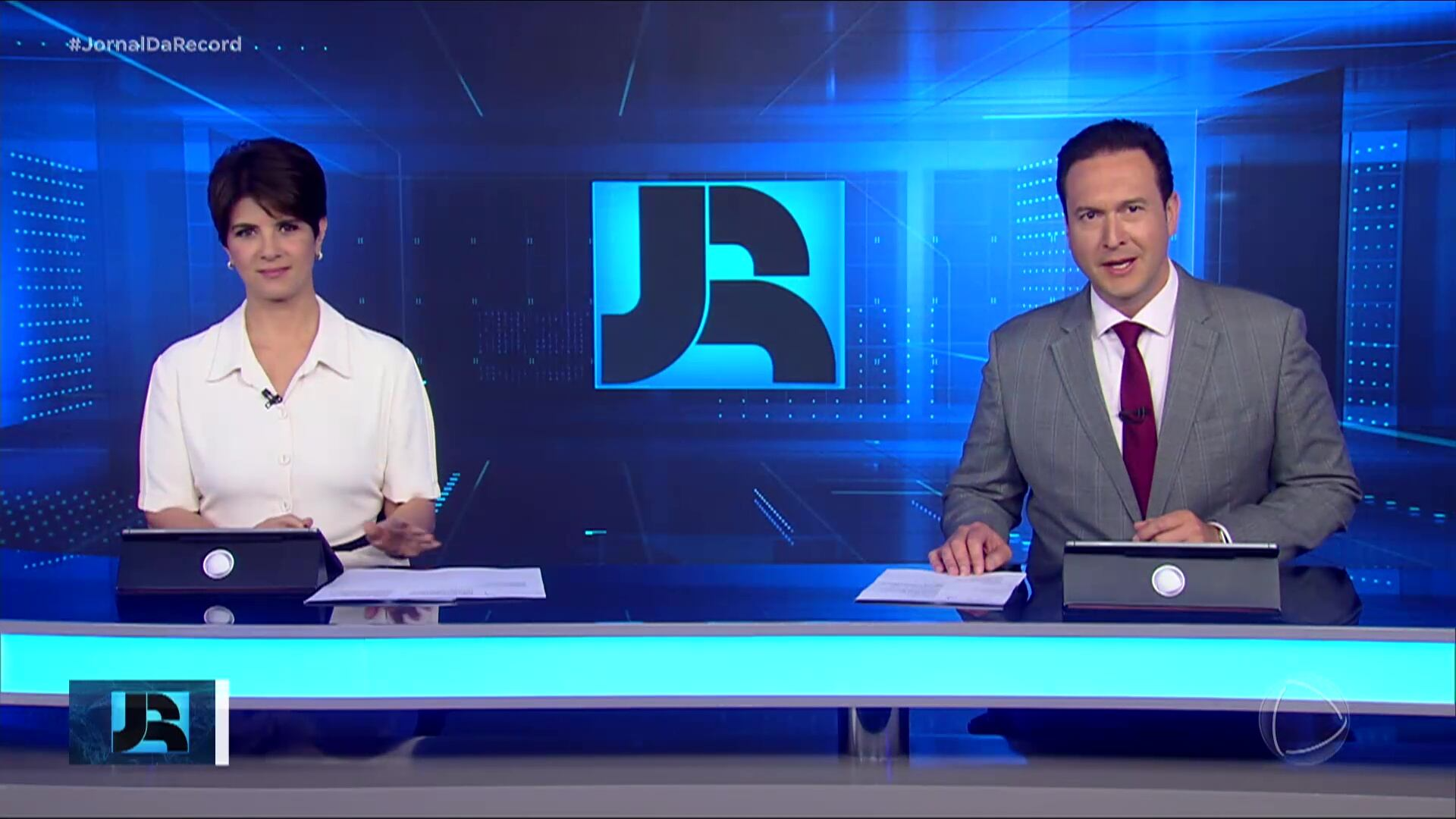 Assista à íntegra do Jornal da Record | 17/10/2025