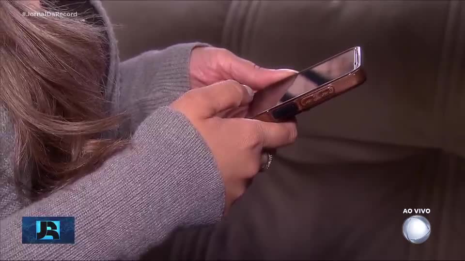Crime de 'stalking': a cada hora, pelo menos dez mulheres sofrem perseguição no país