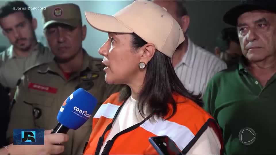 TRE do Acre investiga suspeita de uso de diploma universitário falso pela governadora Mailza Assis