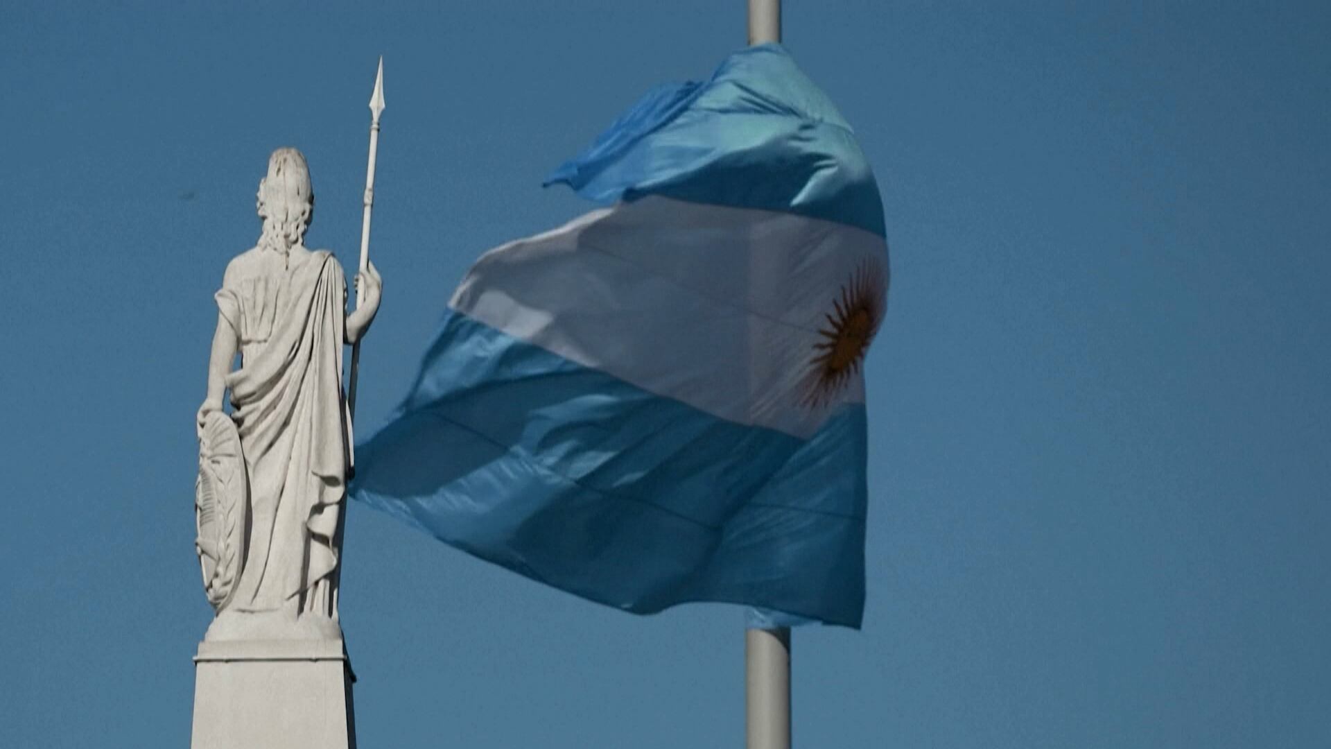 Argentina: dois em cada três ficam sem dinheiro antes do fim do mês