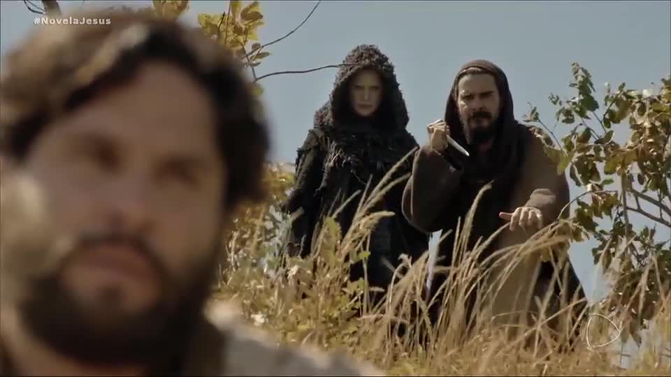 Barrabás se aproxima para matar Jesus | Jesus