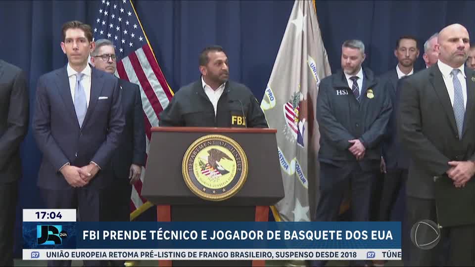 Técnico e jogador da liga de basquete dos EUA são presos pelo FBI por esquema de jogo ilegal
