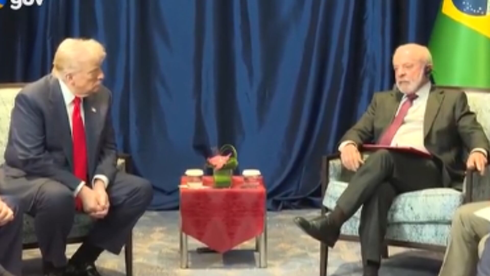 Flávio Bolsonaro vai embora para os Estados Unidos