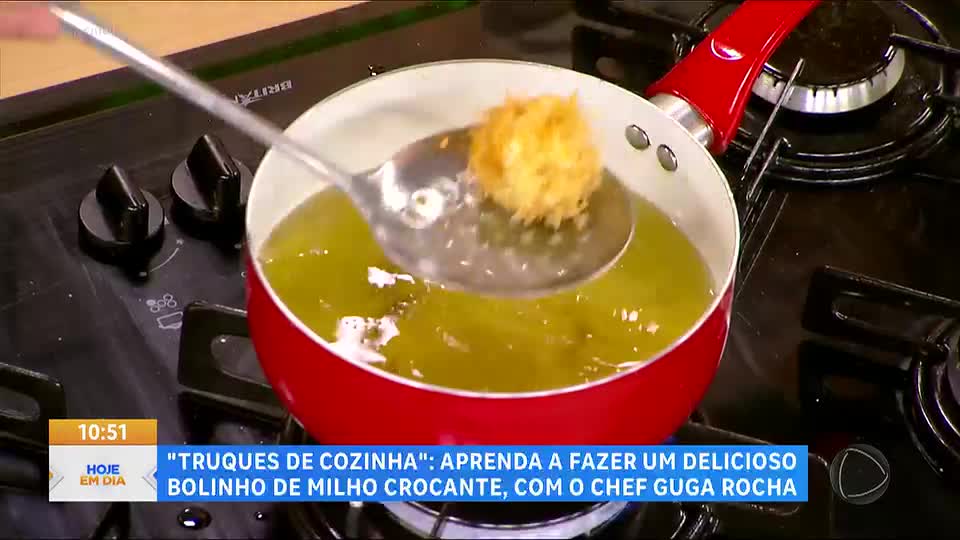 Truques de Cozinha: Aprenda a fazer um delicioso bolinho de milho crocante