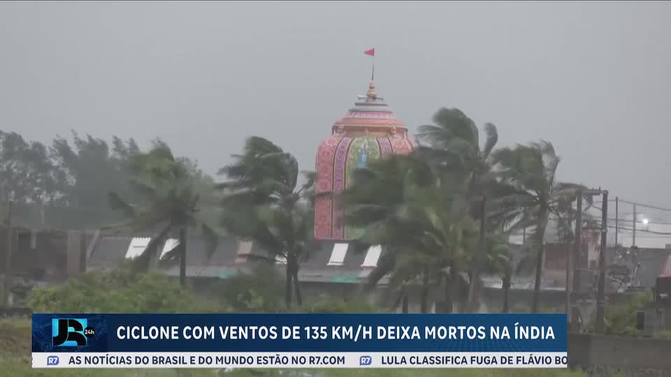 Ciclone com ventos de 135 km/h deixa três mortos na Índia