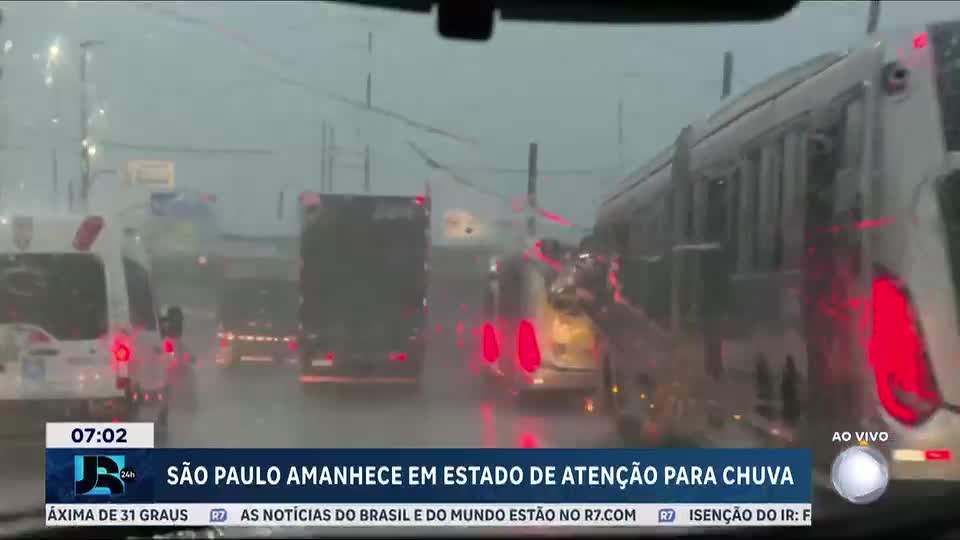 Chuva forte deixa São Paulo em estado de atenção nesta quarta (29)