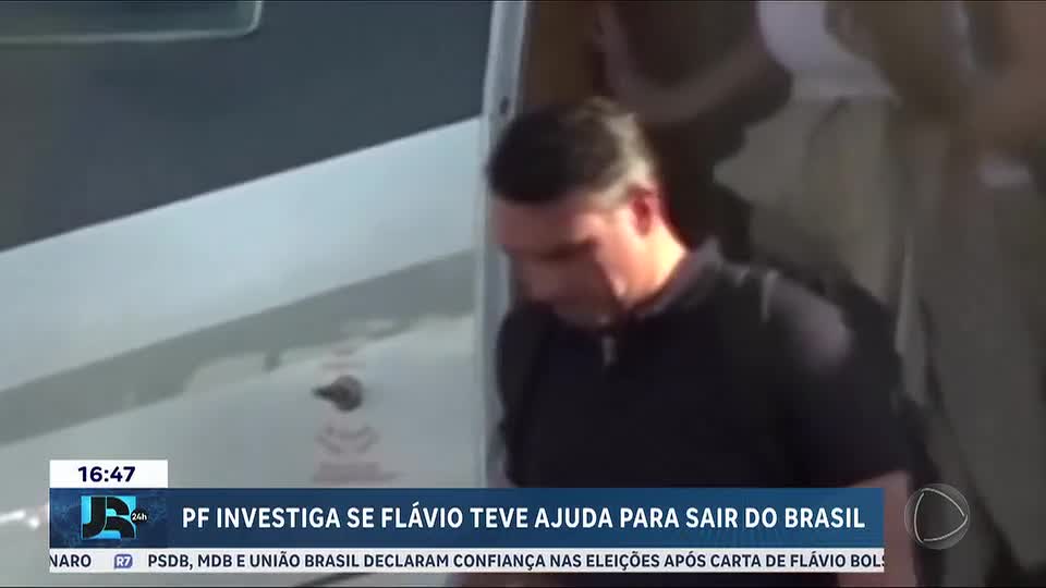 PF investiga se Flávio Bolsonaro teve ajuda para sair do Brasil pela fronteira com a Argentina