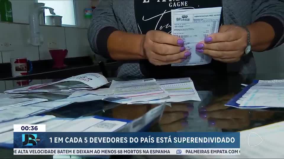 Número de brasileiros em situação de superendividamento cresce 75% em cinco anos