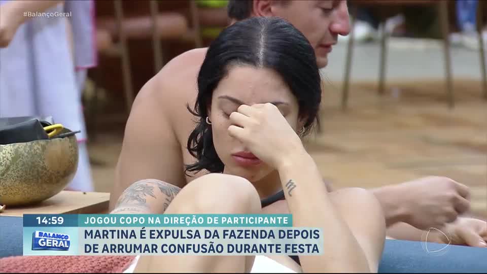 Veja como foi o anúncio da expulsão de Martina | A Fazenda 17