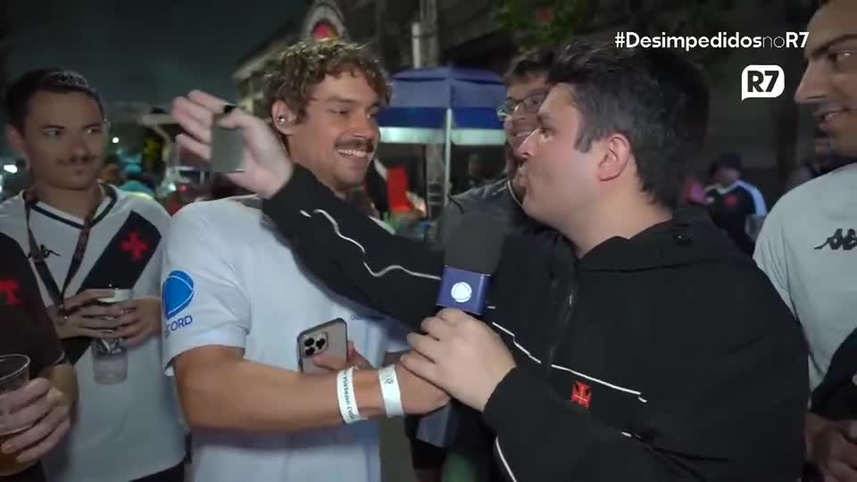 Fechou o tempo! Vascaíno xinga 'intruso' e faz promessa 5ª série em São Januário