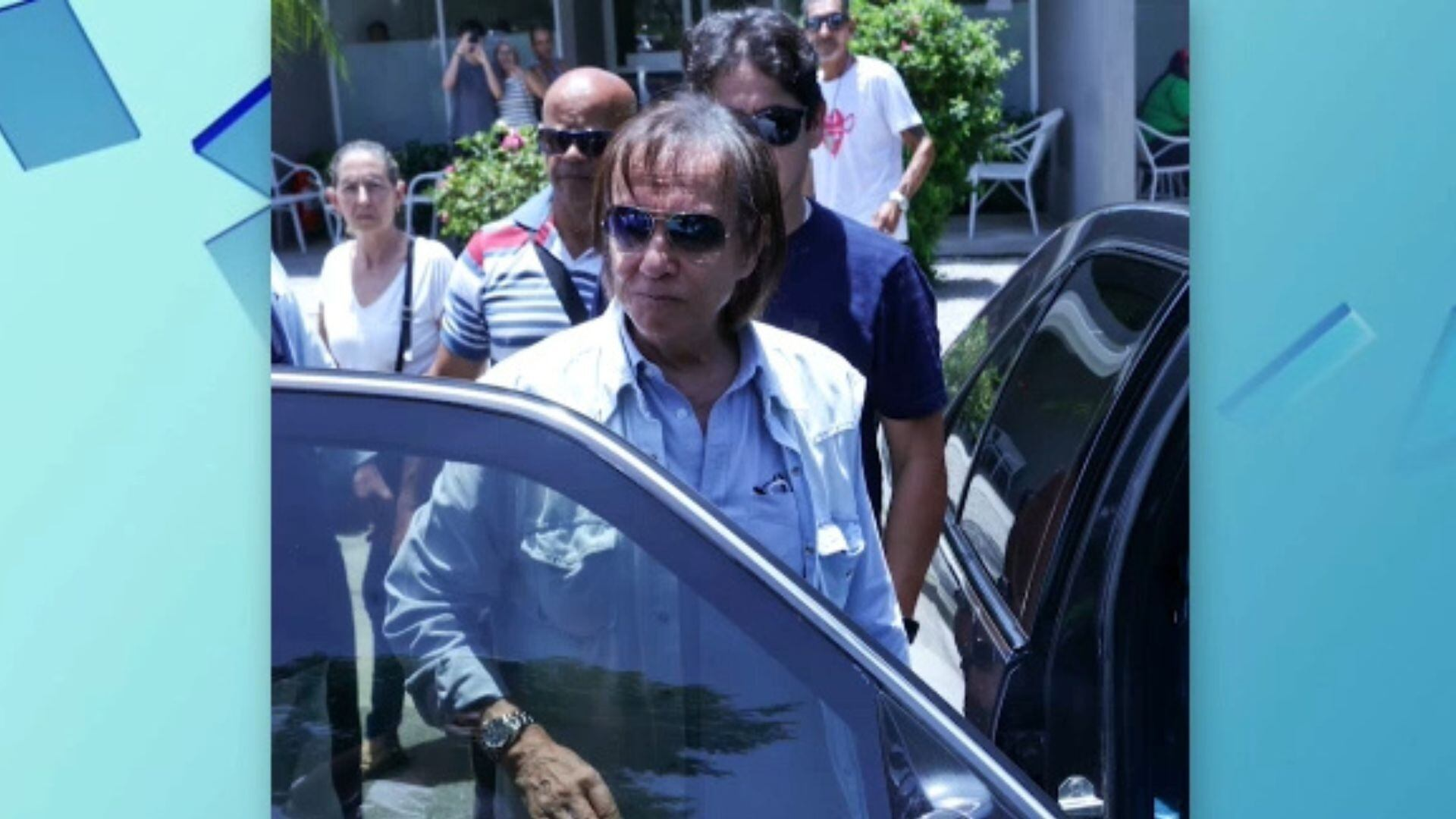 Roberto Carlos vai cemitério no RJ para se despedir da última irmã viva