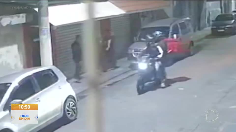 Criminosos simulam compras online e marcam entregas em locais isolados para praticar roubos