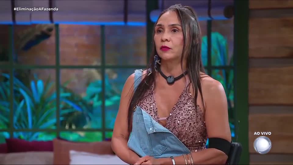 Yoná é eliminada do reality: ' Eu nunca desisti de nada' | A Fazenda 17